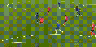 英超第14轮，利物浦、切尔西爆冷，阿森纳巩固领先，曼城或与阿森纳争夺冠军。